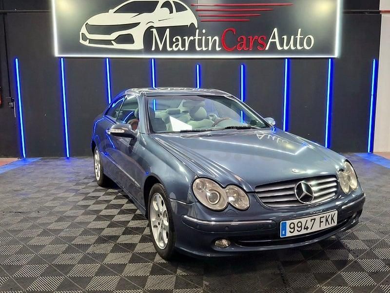 Usado Mercedes CLK270 Elegance 170 CV (125 kW) 2003 Gris / plata Coupe
