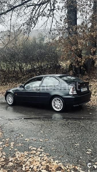 Negro Usado 2002 BMW 320 Berlina | 5300 € (Precio justo) - Imagen 1/4