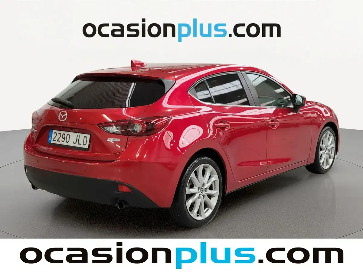 Usado Mazda 3 Luxury 120 CV (88 kW) 2016 Rojo Utilitario