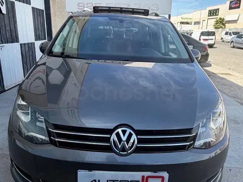 Usado VW Sharan Advance 140 CV (102 kW) 2015 Gris / plata Monovolumen