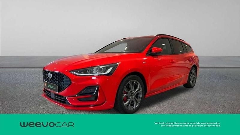 Usado Ford Focus ST-Line 126 CV (92 kW) 2024 Rojo Familiar
