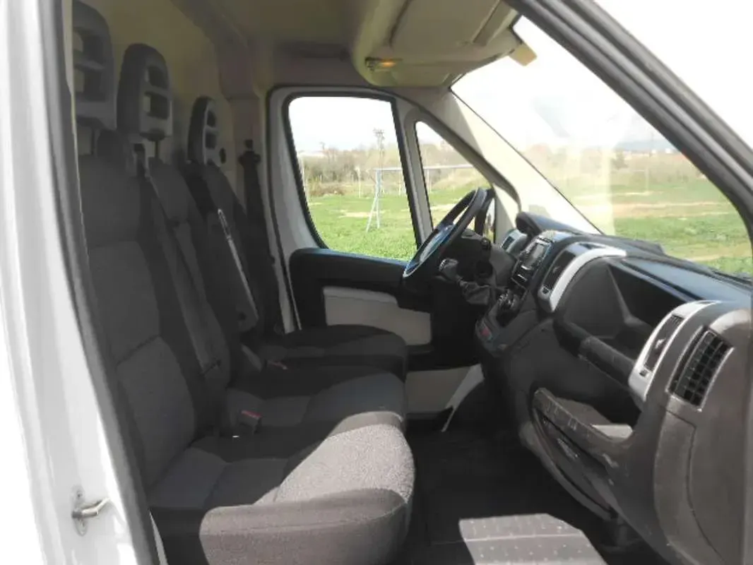 Usado Fiat Ducato 129 CV (94 kW) 2019 Blanco Van