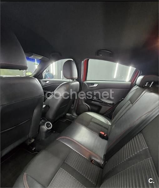 Usado Alfa Romeo Giulietta 170 CV (125 kW) 2011 Rojo Berlina