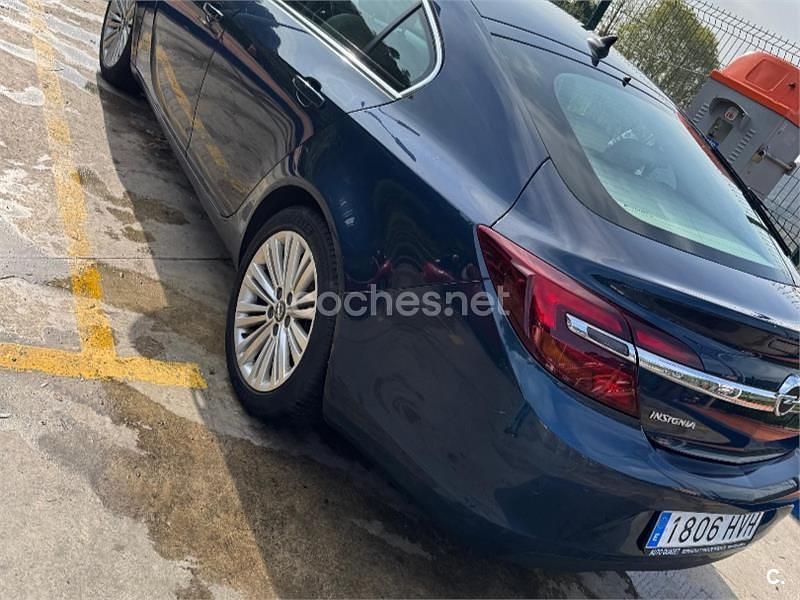 Usado Opel Insignia Business 140 CV (102 kW) 2014 Beige Berlina