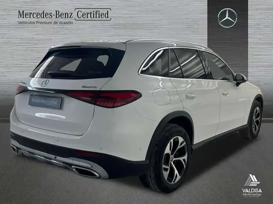 Usado Mercedes GLC300 194 CV (142 kW) 2024 SUV
