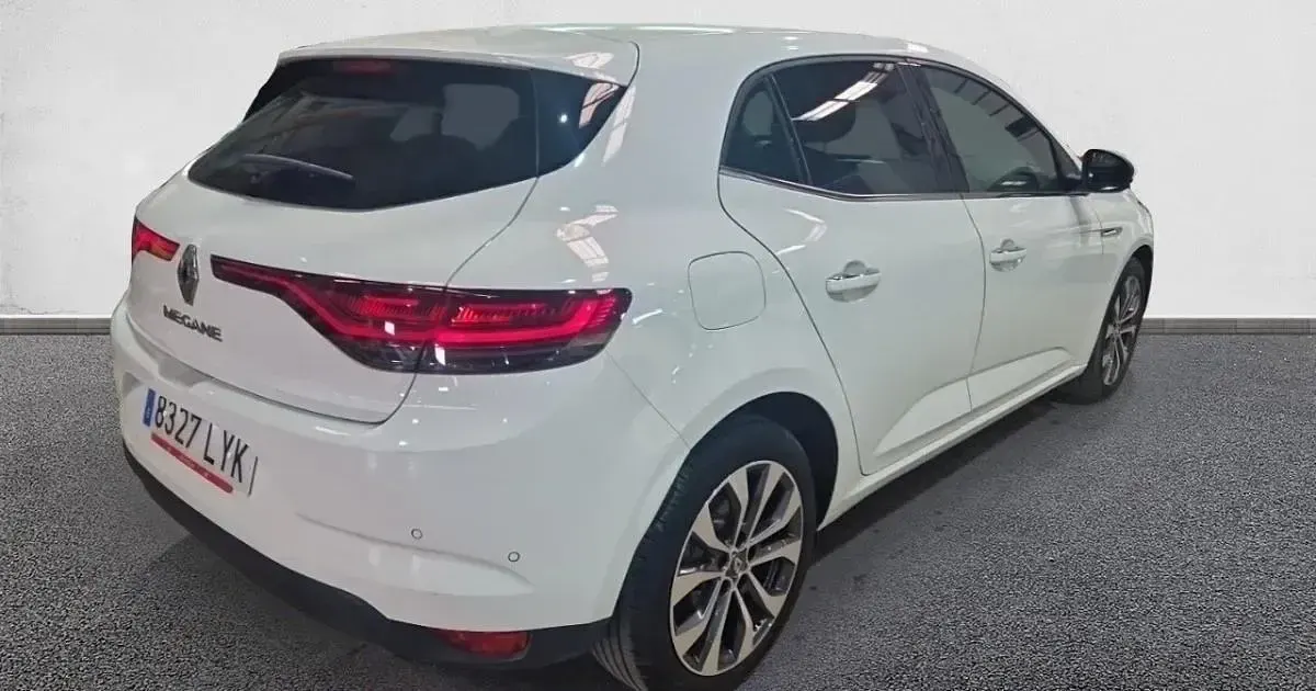 Usado Renault Mégane II Zen 140 CV (102 kW) 2022 Berlina