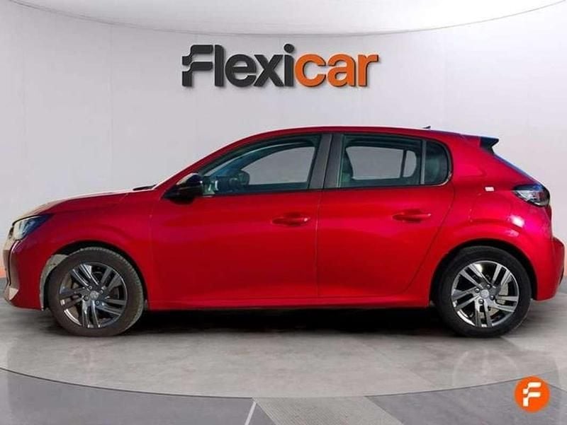 Usado Peugeot 208 Active 102 CV (75 kW) 2022 Rojo Utilitario