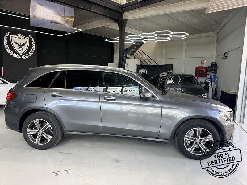 Usado Mercedes GLC220 Exclusive 170 CV (125 kW) 2015 Gris / plata SUV