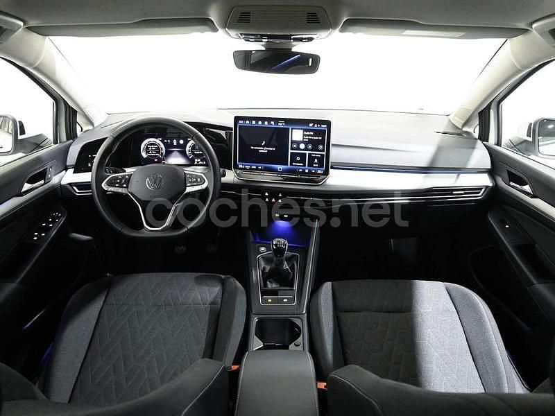 Usado VW Golf VIII 115 CV (84 kW) 2025 Blanco Berlina