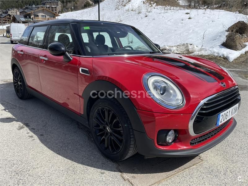 Usado Mini Cooper Clubman 136 CV (100 kW) 2019 Rojo Familiar