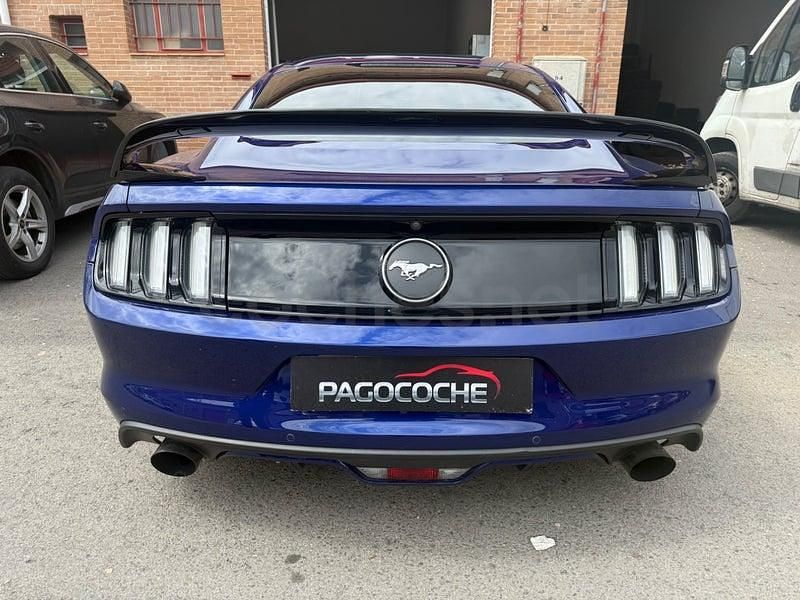 Usado Ford Mustang Fastback 310 CV (228 kW) 2016 Azul Coupe