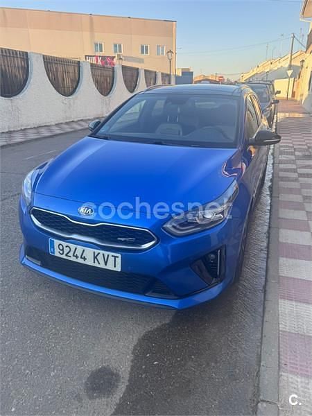 Azul Usado 2019 Kia Ceed GT GT-Line Familiar | 17.450 € (Caro) - Imagen 1/3
