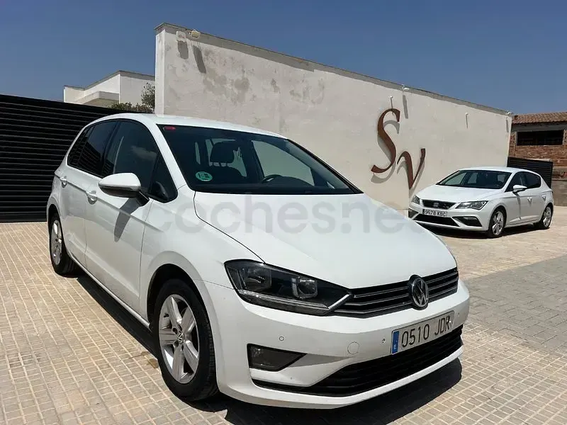 Usado VW Golf Sportsvan Advance 150 CV (110 kW) 2015 Blanco Monovolumen