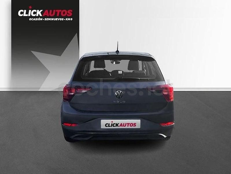 Usado VW Polo Life 95 CV (69 kW) 2023 Gris / plata Utilitario