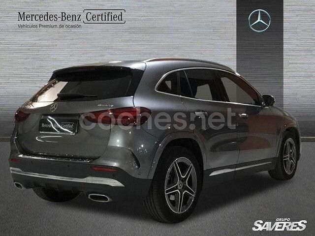 Usado Mercedes GLA200 150 CV (110 kW) 2023 Gris / plata SUV