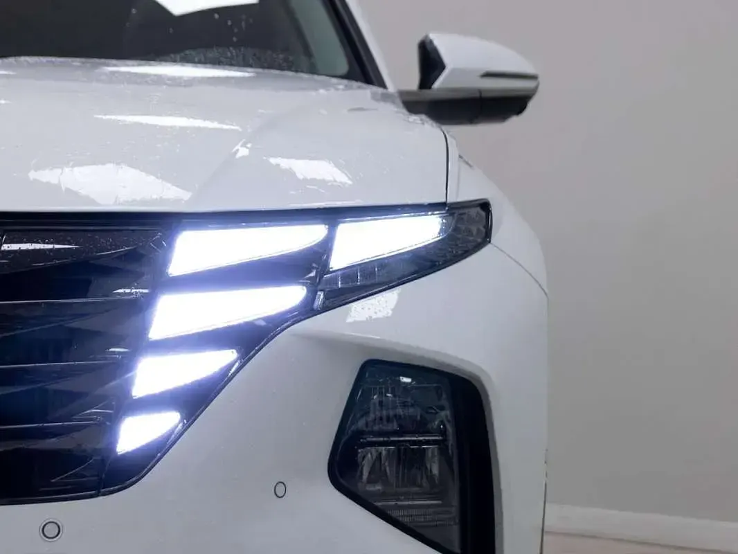 Usado Hyundai Tucson Style 265 CV (194 kW) 2023 Blanco SUV
