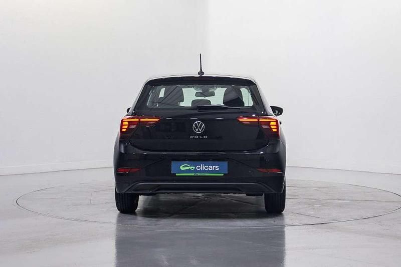 Usado VW Polo Life 95 CV (69 kW) 2022 Negro Utilitario