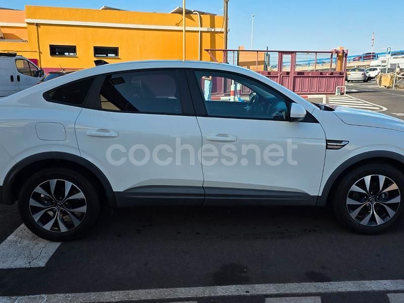 Usado Renault Arkana Equilibre 140 CV (102 kW) 2022 Blanco SUV