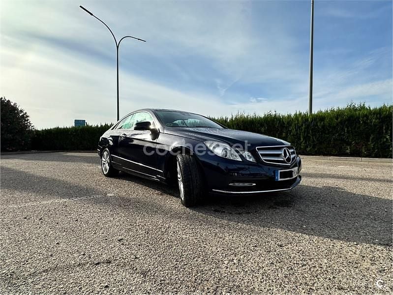 Usado Mercedes E350 Elegance 231 CV (169 kW) 2012 Azul Coupe