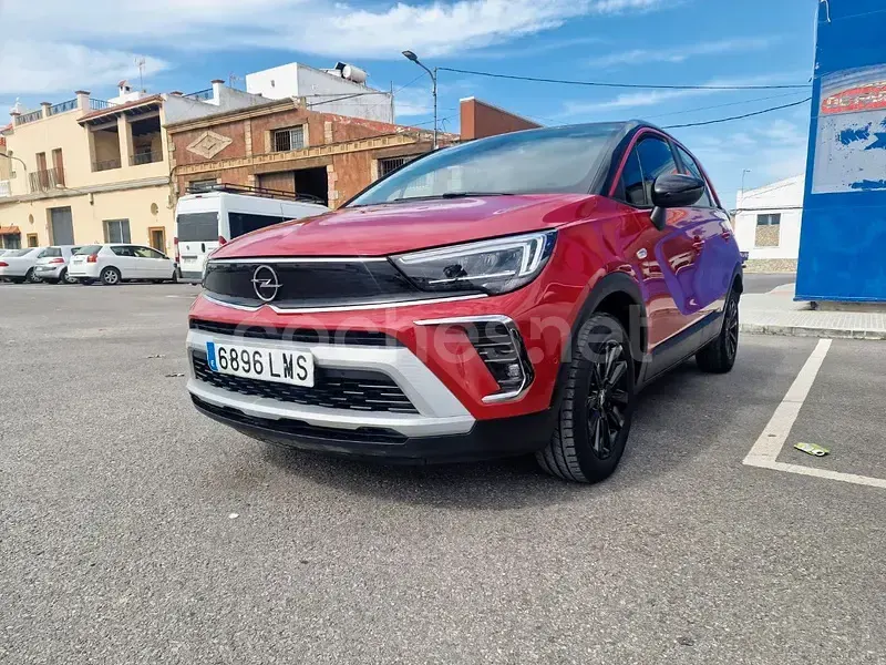Usado Opel Crossland GS Line 110 CV (80 kW) 2021 Granate SUV