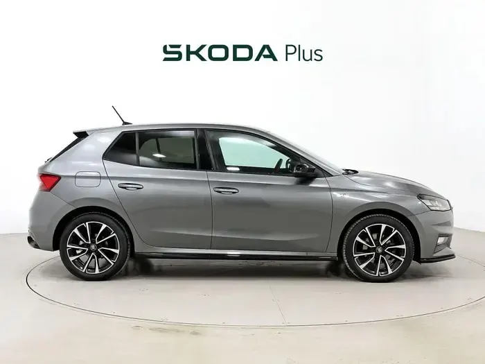 Usado Skoda Fabia Monte Carlo 115 CV (84 kW) 2025 Gris Utilitario