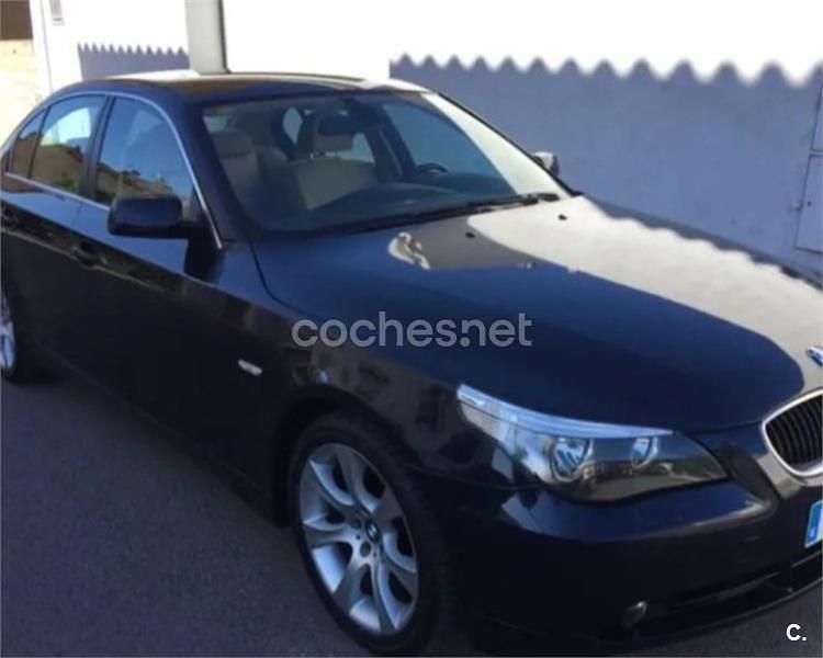 Usado BMW 520 163 CV (119 kW) 2007 Azul Berlina