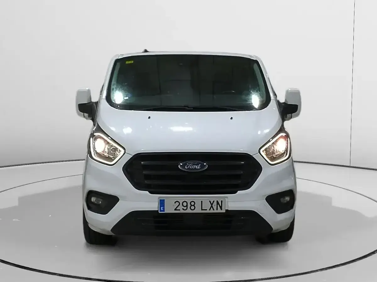 Usado Ford Transit Custom Trend 130 CV (95 kW) 2022 Blanco Berlina