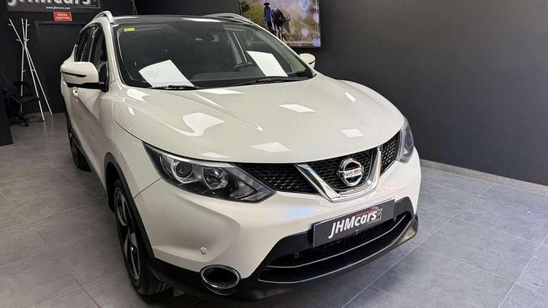 Usado Nissan Qashqai N-Connecta 110 CV (80 kW) 2016 Blanco SUV