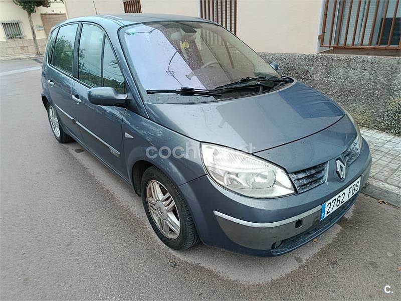 Gris / plata Usado 2006 Renault Scénic II Dynamique Monovolumen | 2499 € (Precio justo) - Imagen 1/4