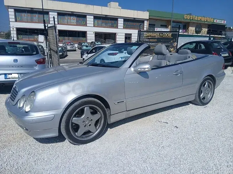 Usado Mercedes CLK430 Avantgarde 279 CV (205 kW) 2001 Gris / plata Descapotable