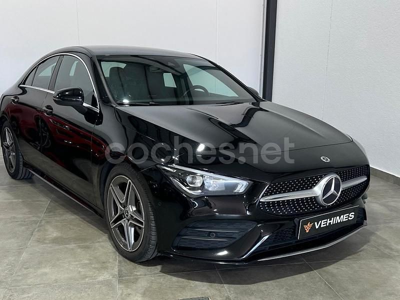 Negro Usado 2020 Mercedes CLA200 Berlina | 30.999 € (Un poco caro) - Imagen 1/4