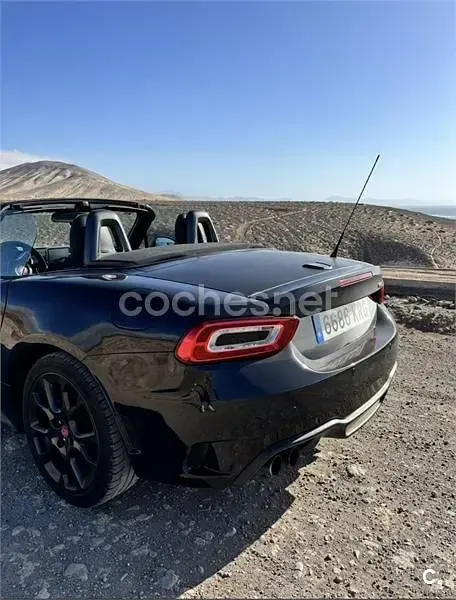 Usado Abarth 124 Spider 170 CV (125 kW) 2018 Negro Descapotable