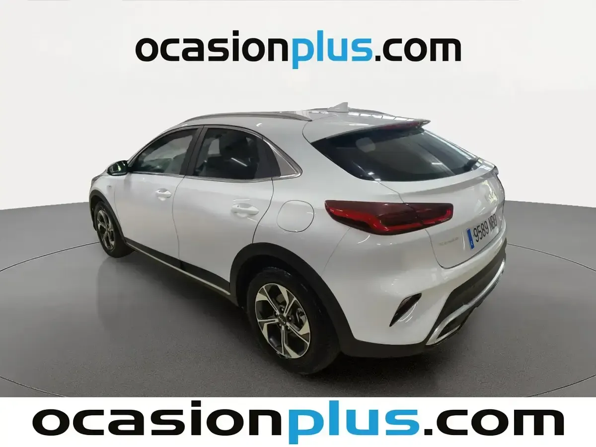 Usado Kia XCeed 100 CV (73 kW) 2025 Blanco SUV