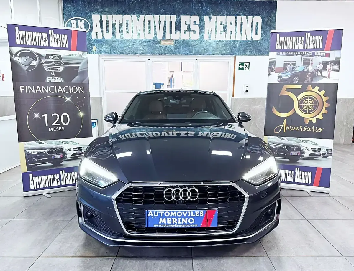 Usado Audi A5 Sportback Ambiente 190 CV (139 kW) 2020 Gris Utilitario