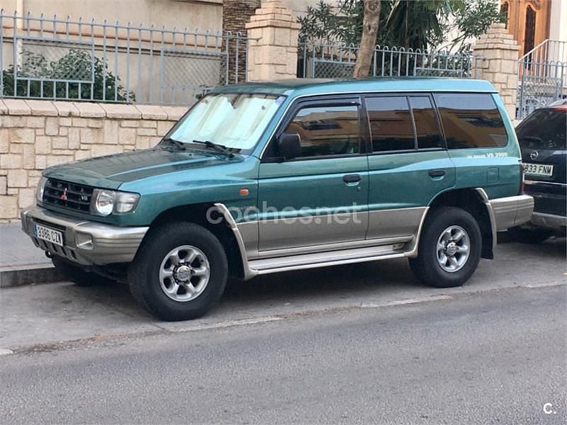 Usado Mitsubishi Montero 194 CV (142 kW) 1998 Verde SUV