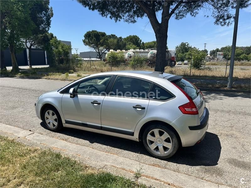 Gris / plata Usado 2007 Citroën C4 Berlina | 2000 € (Precio justo) - Imagen 1/2