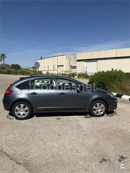 Usado Citroën C4 110 CV (80 kW) 2008 Gris / plata Berlina