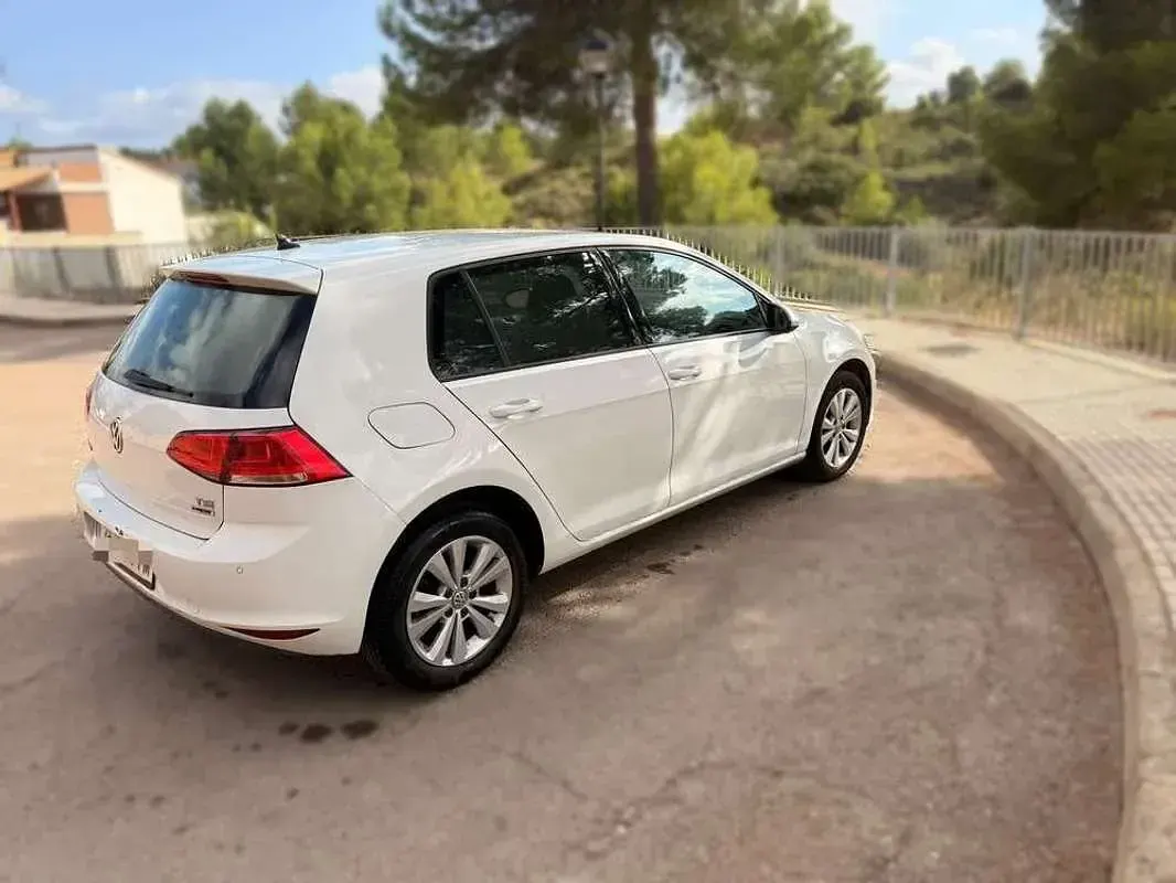 Usado VW Golf VII Edition 110 CV (80 kW) 2016 Blanco Utilitario