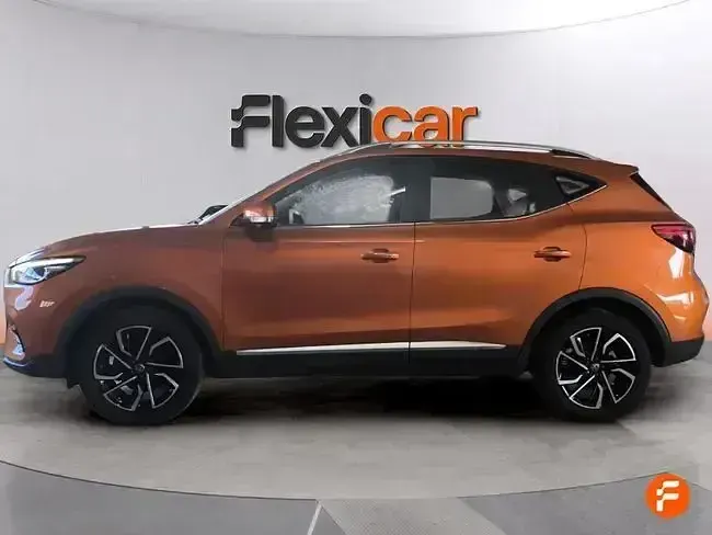 Usado MG ZS Comfort 106 CV (77 kW) 2023 Naranja SUV