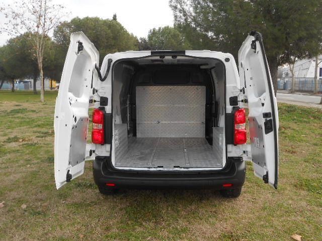 Usado Opel Vivaro 120 CV (88 kW) 2020 Blanco Monovolumen