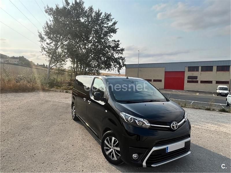 Negro Usado 2020 Toyota Proace Verso Advance Familiar | 32.400 € (Precio justo) - Imagen 1/4