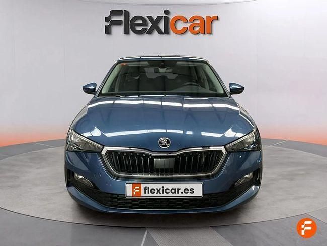 Usado Skoda Scala Ambition 110 CV (80 kW) 2021 Azul Utilitario