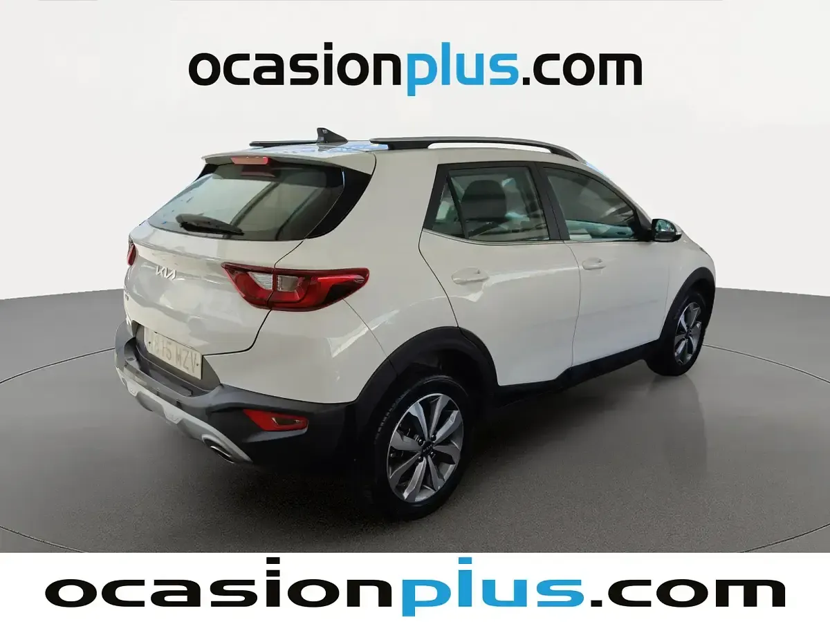 Usado Kia Stonic 100 CV (73 kW) 2025 Blanco SUV