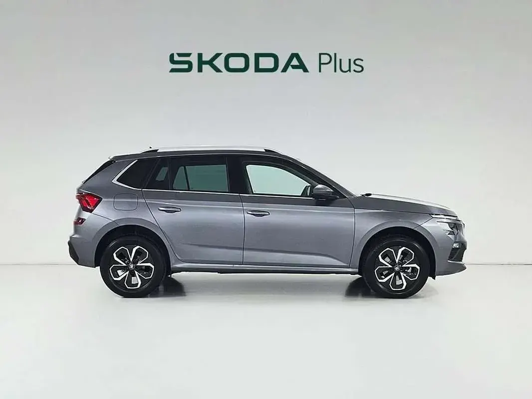 Nuevo Skoda Kamiq Selection 116 CV (85 kW) 2025 Gris SUV