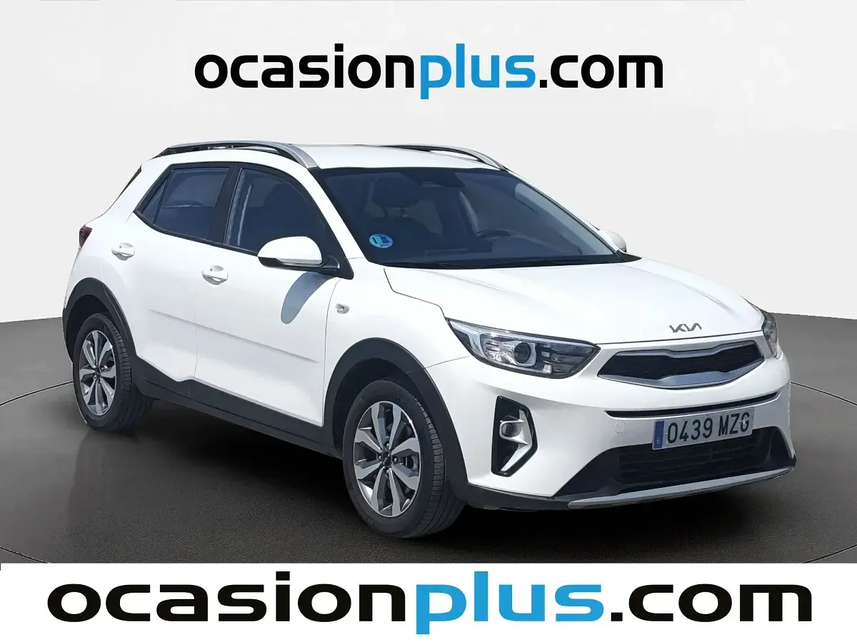 Usado Kia Stonic 101 CV (74 kW) 2025 Blanco SUV