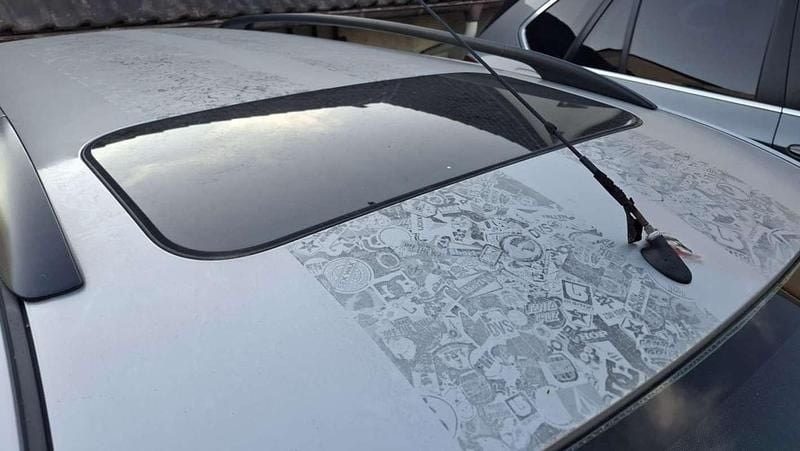 Usado Ford Mondeo Ghia 145 CV (106 kW) 2003 Gris Berlina
