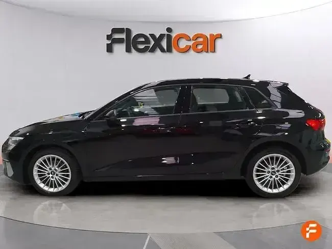 Usado Audi A3 110 CV (80 kW) 2022 Negro Berlina
