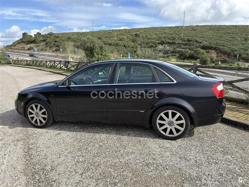Usado Audi A4 S-Line 130 CV (95 kW) 2002 Negro Berlina