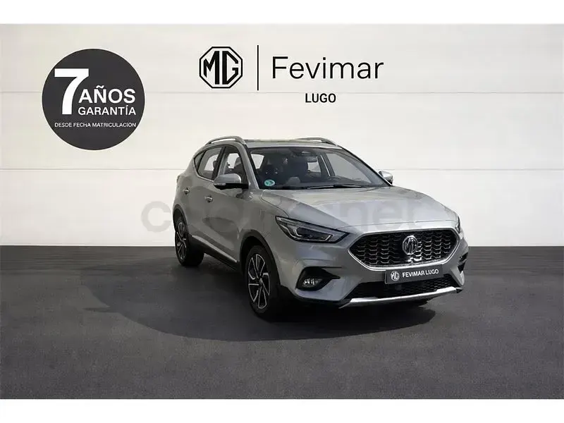 Usado MG ZS Luxury 106 CV (77 kW) 2025 Gris / plata SUV
