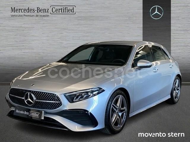 Gris / plata Usado 2024 Mercedes A180 Berlina | 30.900 € (Buen precio) - Imagen 1/3